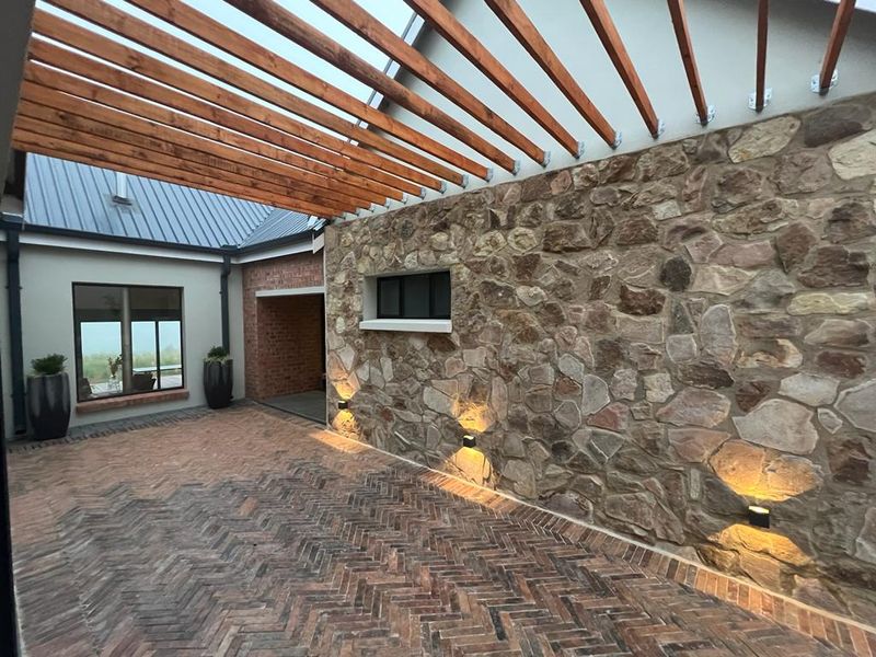 INCOME GERERATING HOME State of the art home in Highland Gate Golf  and Trout Estate - Photo 4