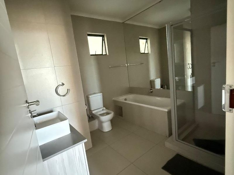 Furnished 2bed ,2bath for rent - Photo 10