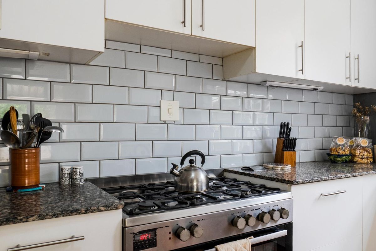 Spacious Family home - Photo 4