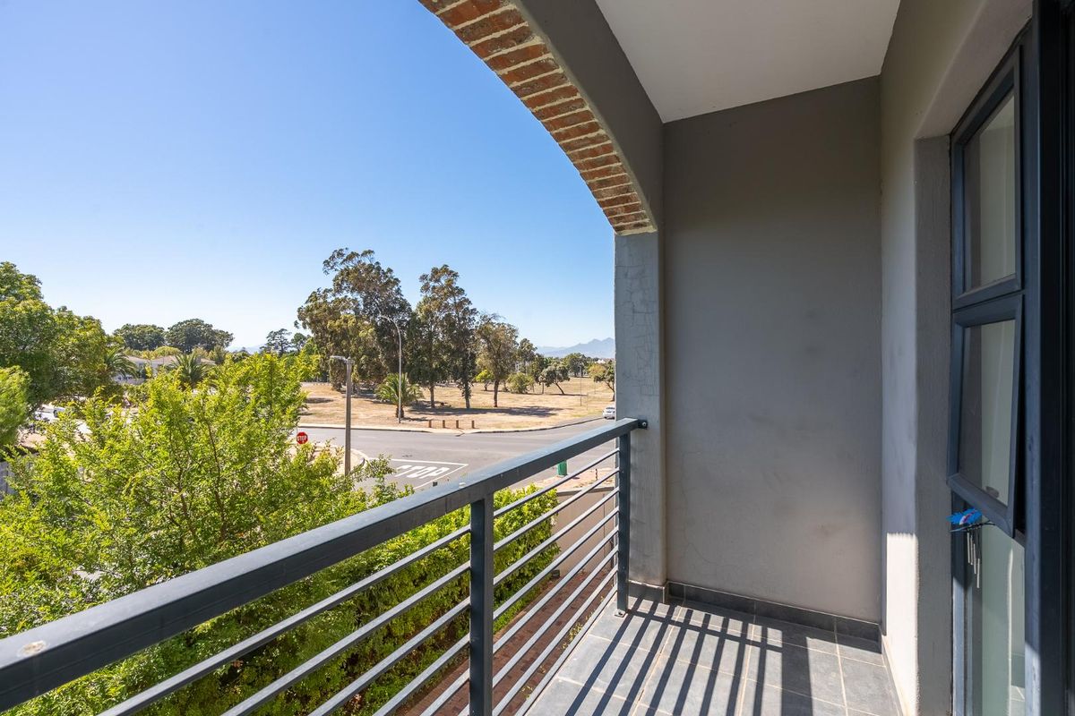 Retirement Village Living At It's Finest - Photo 5