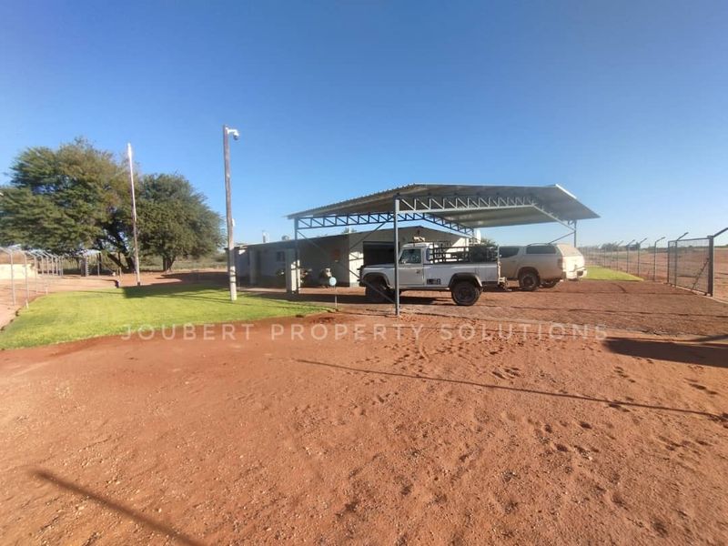 EXCEPTIONAL LIFESTYLE GAME FARM FOR SALE IN THE SOUTH OF NAMIBIA - Photo 9