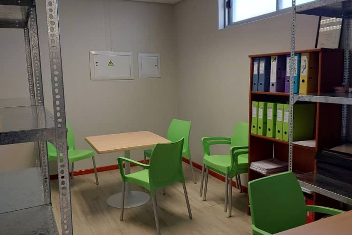 Central Office Space: Perfect for Investors & Entrepreneurs - Photo 2