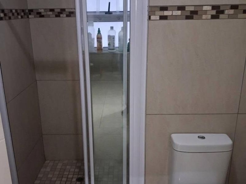 2 Bedroom Apartment To Let In Pionierspark Ext 1 - Photo 9