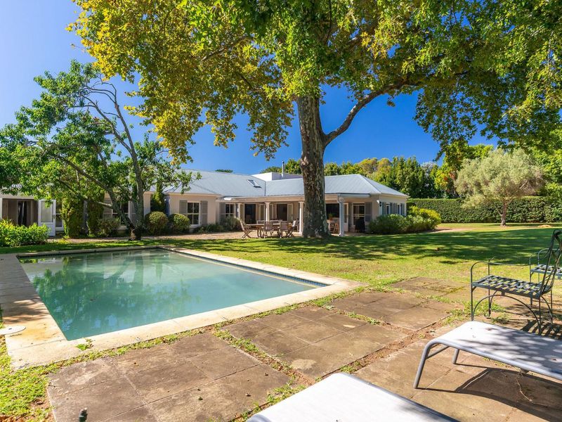 Vista Verde – a warmly inviting family home! - Photo 8