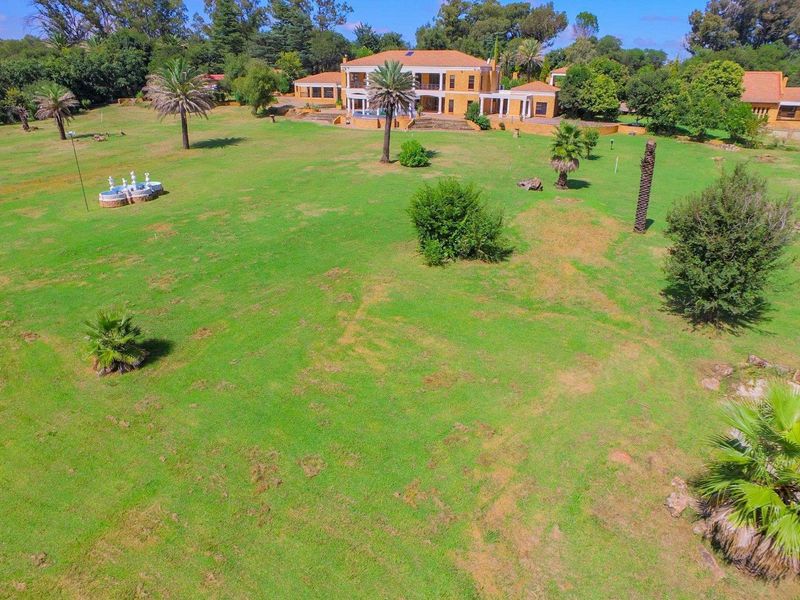 2 Houses, 2 Cottages on 2 Properties on the Vaal River - Photo 6