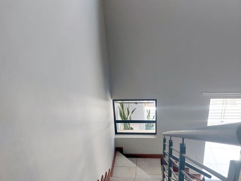 Modern One Bedroom Apartment to Rent April 1 - Photo 5