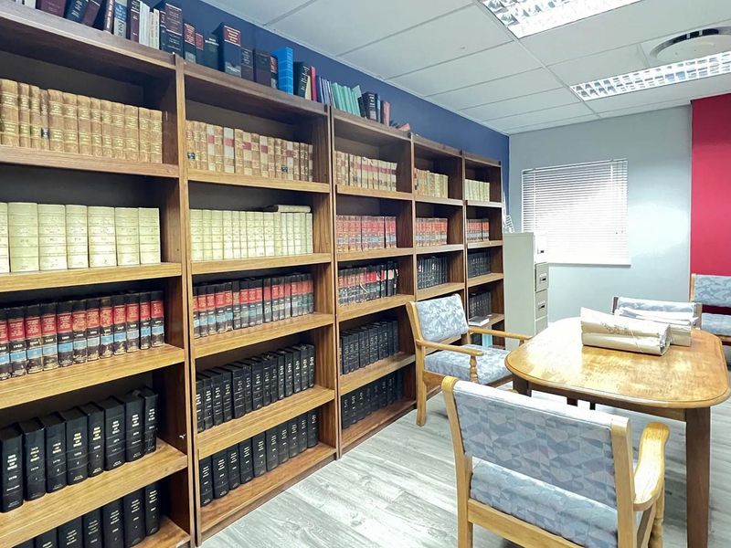 OFFICE BLOCK FOR SALE - Photo 9