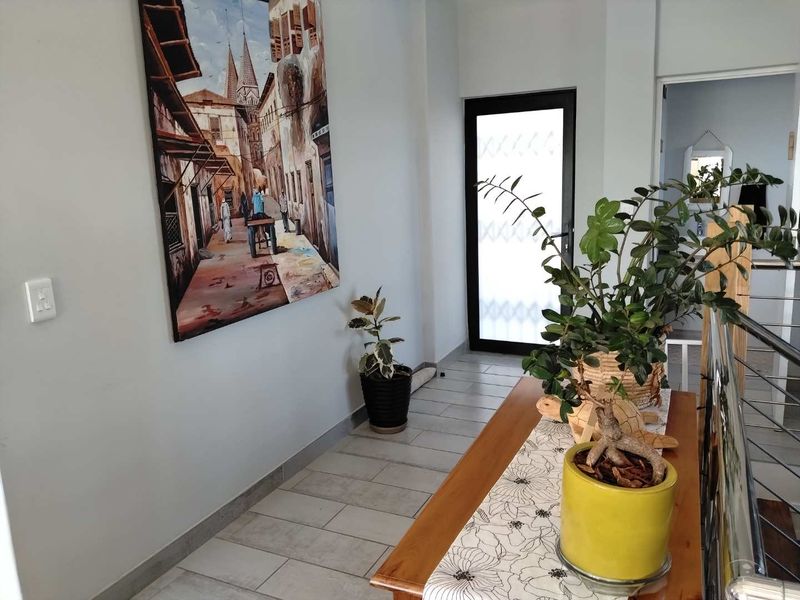 3 Bedroom Family home - Photo 3