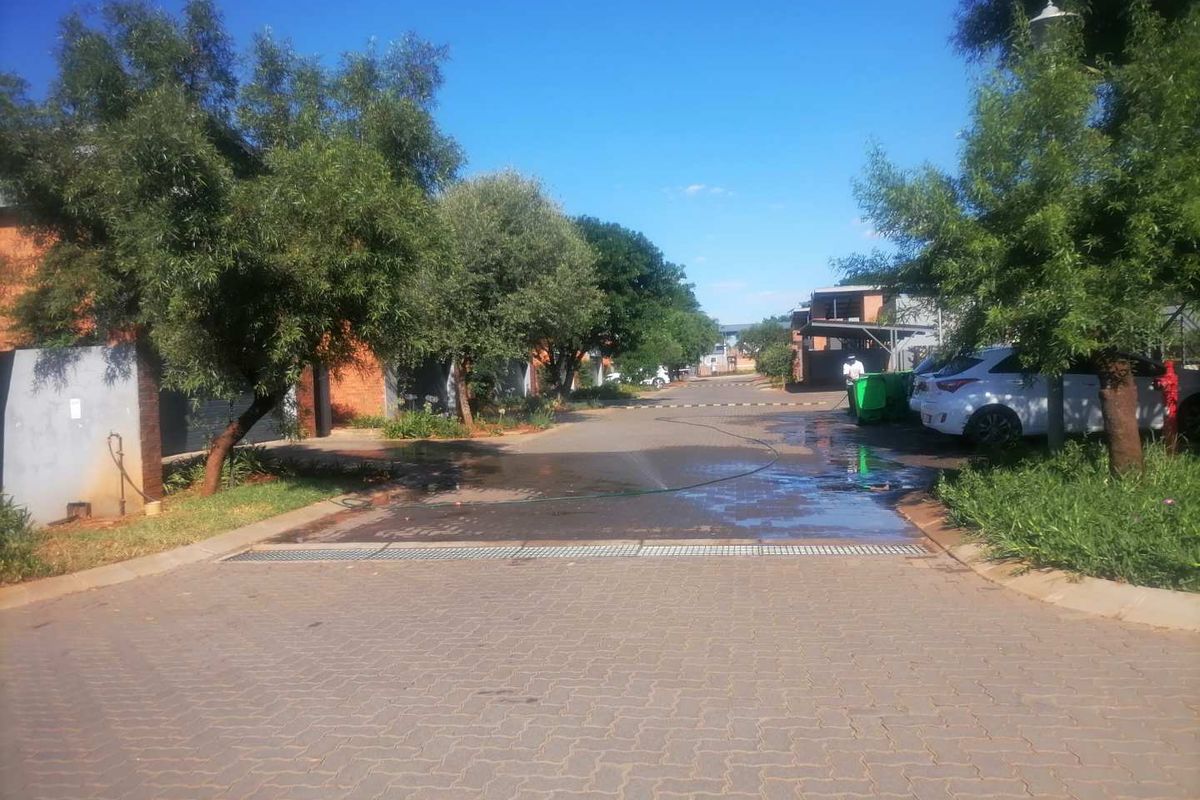 A secure residential estate - Photo 4