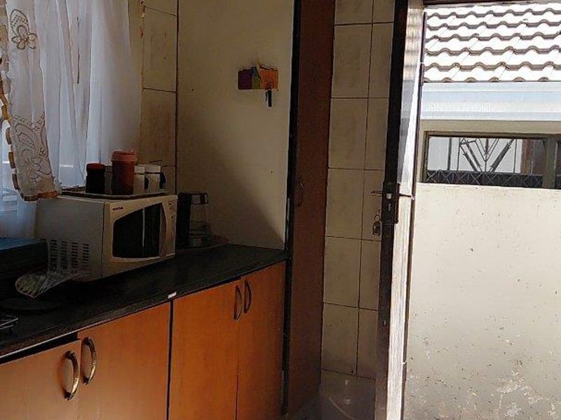 3-Bedroom Home Plus Ipossable ncome Rooms - Photo 3