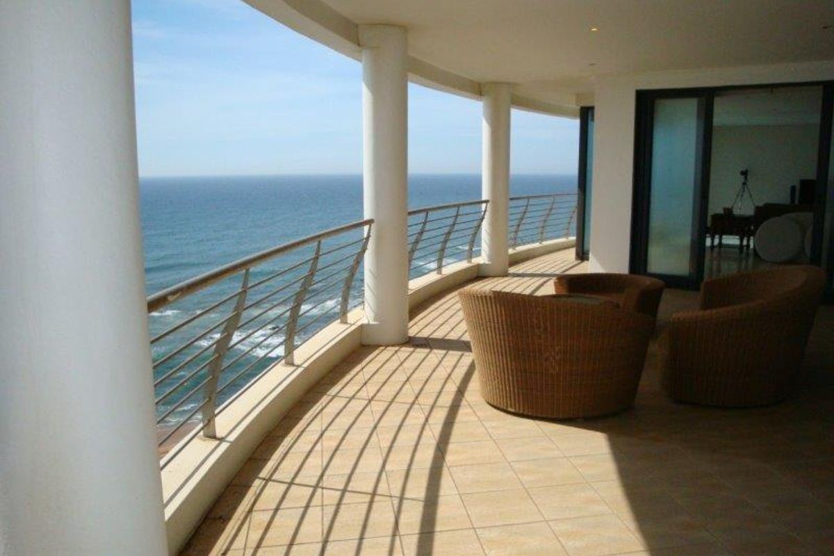 EXCLUSIVE BEACH FRONT APARTMENT - Photo 4