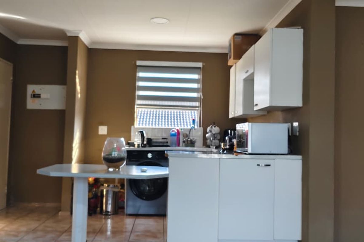 Modern Living Awaits in Serene Suburb! - Photo 3