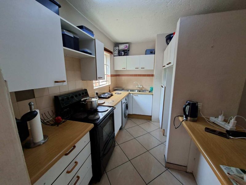 2 Bedroom Apartment For Sale - Photo 3