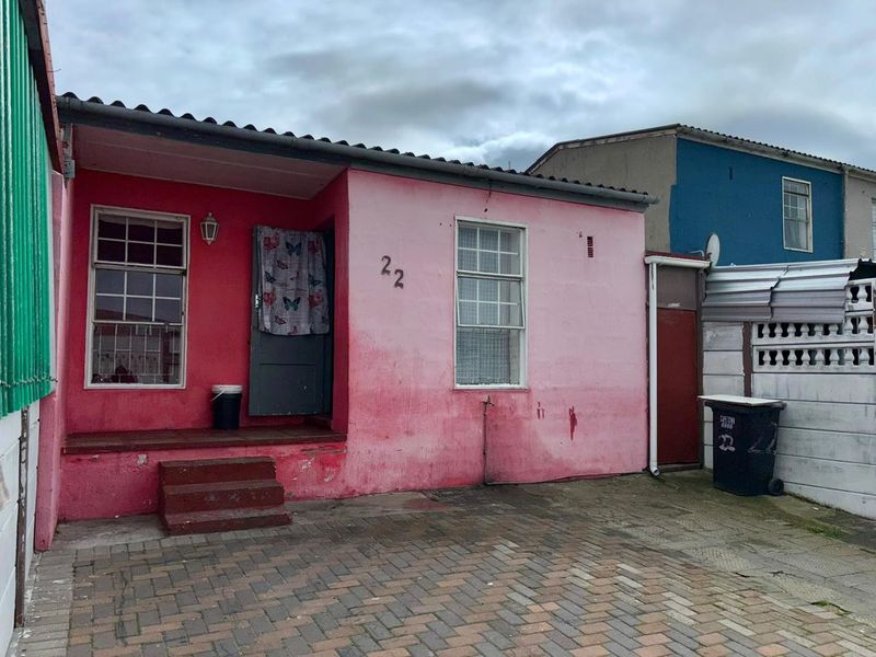 Three bedroom family home for sale in Tafelsig - Photo 1