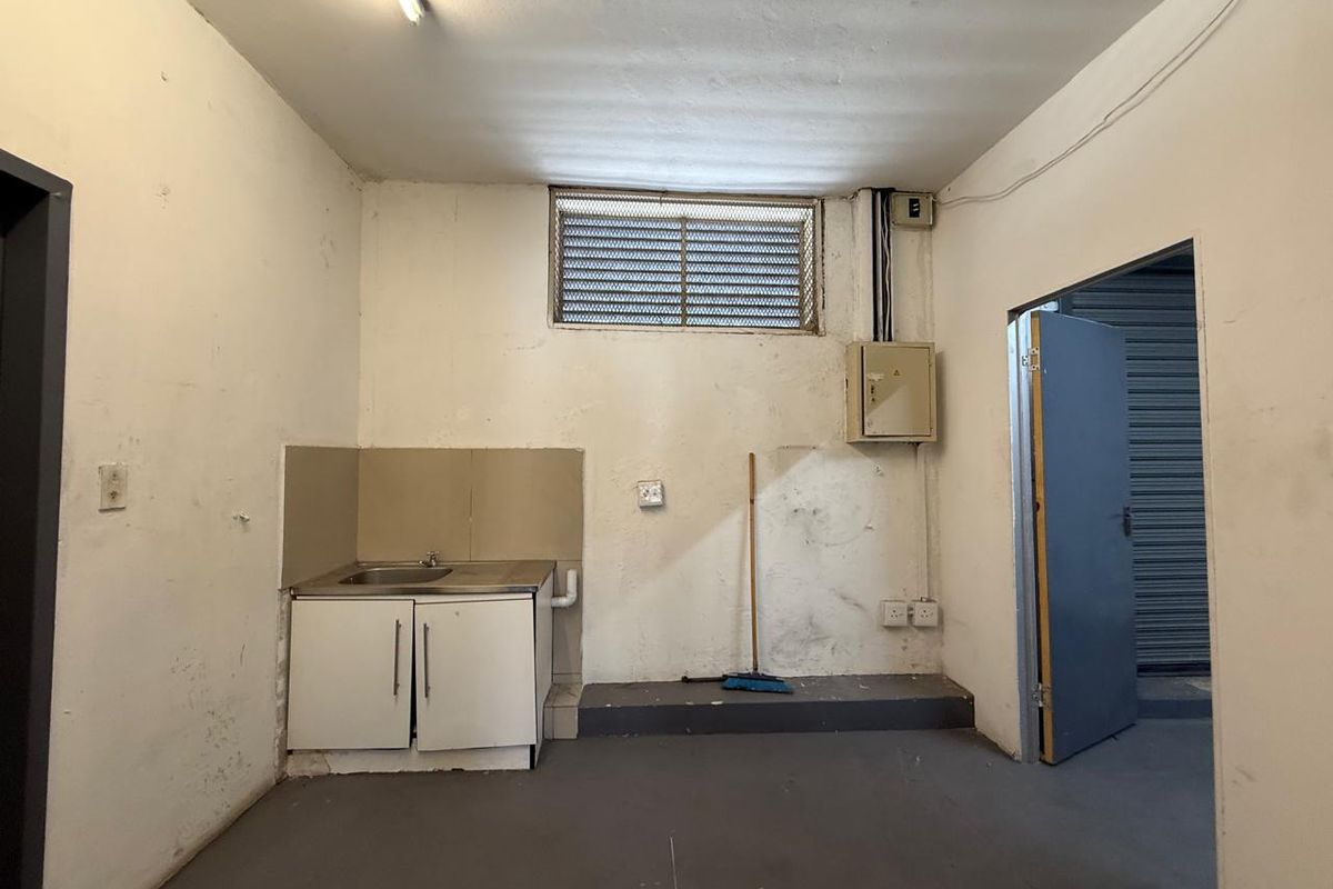 Prime Retail Space Available in Pineslopes - Photo 4