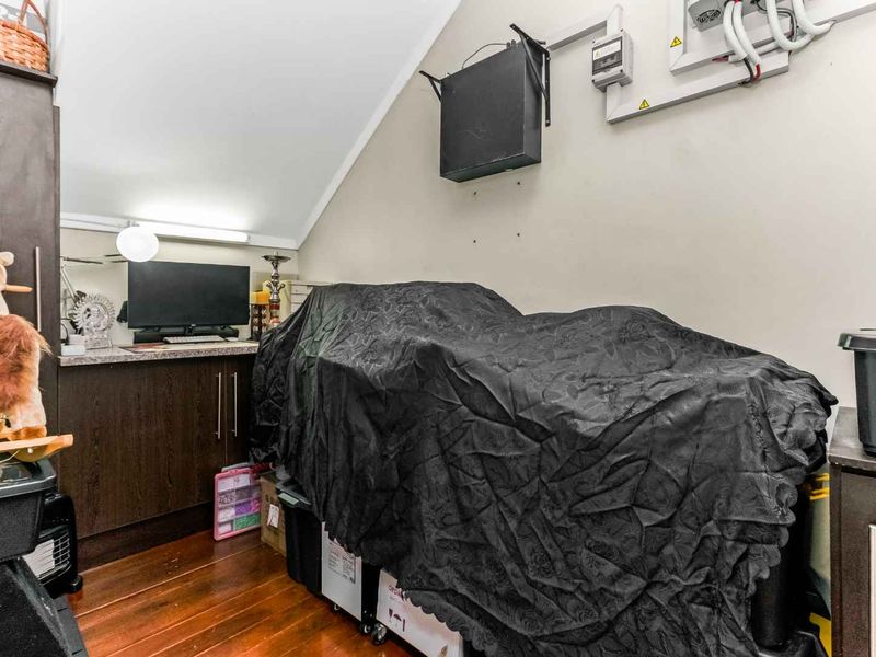 Stunning 2 Bedroom, 2 Bathroom Loft Apartment For Sale In Broadacres - Photo 10