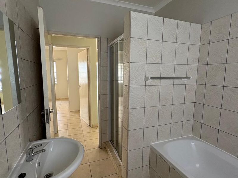 Modern two bedroom unit with one full batroom & braai - Photo 7
