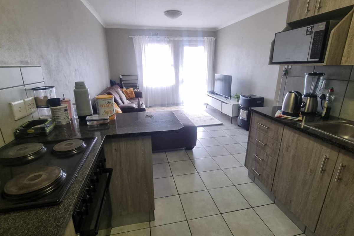 Spacious 2-Bedroom Apartment in a Perfectly Managed Estate - Photo 5