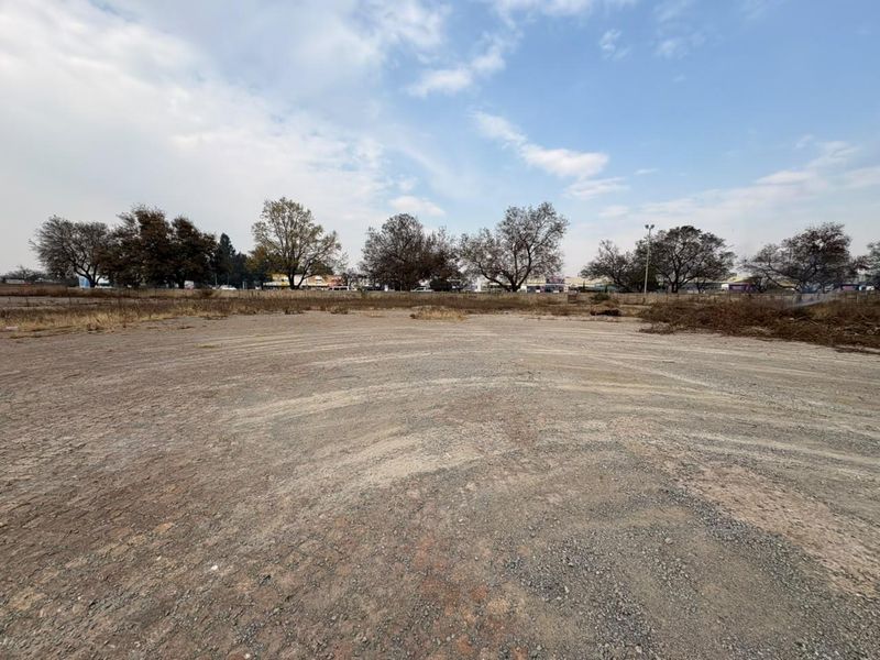 Prime 1.2ha Commercial Corner Stand near R59 - Photo 5