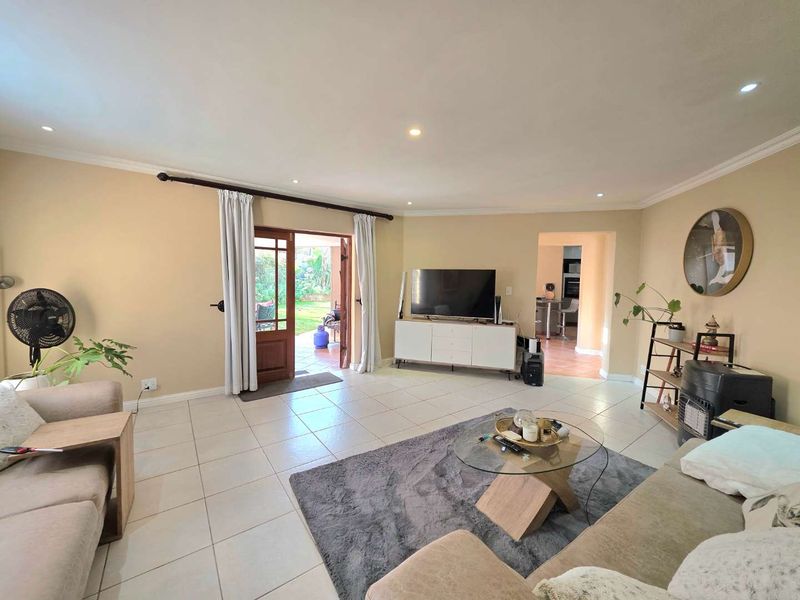 Stunning 3-Bed Cluster with Private Pool & Separate Flatlet in Secure Estate - Photo 7
