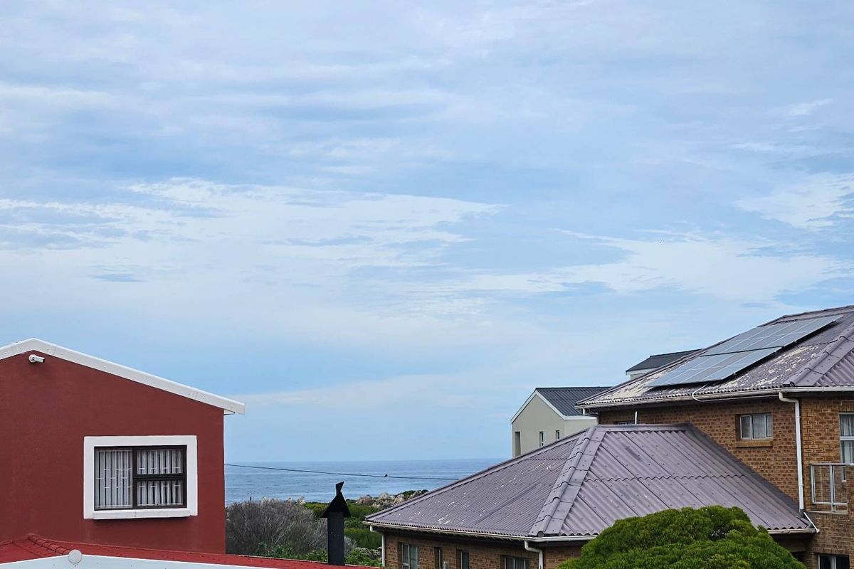4 Bedroom house long term to rent in Bettys Bay - Photo 5