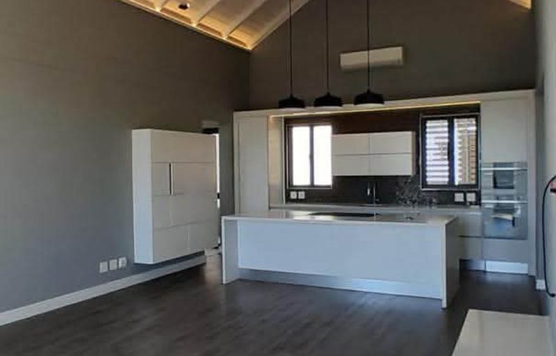 Klein Windhoek- To Let-N$55 000