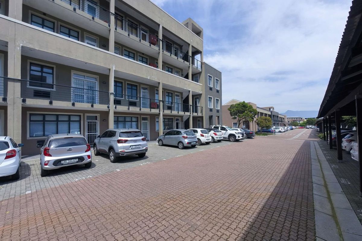 Well-Positioned Ground Floor Office in Secure Business Park - Photo 2