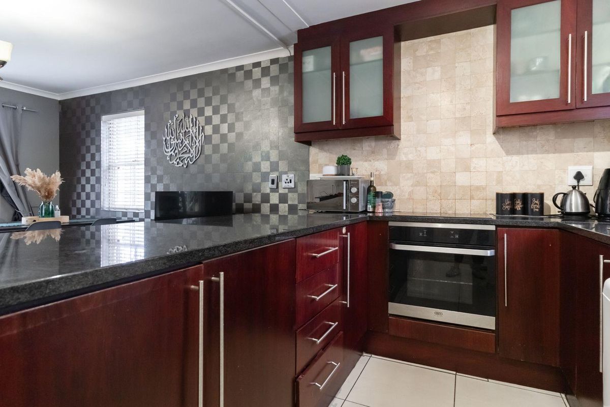 Bargain Buy: Investor alert, Brilliant Buy, Brilliant Price. - Photo 5