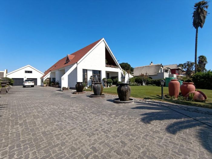 Property #2553244, House For Sale in Walvis Bay Central