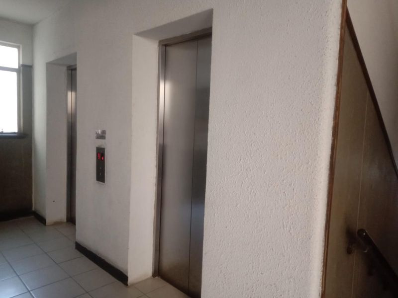 Two Bedroom For Sale In Durban Central - Photo 10