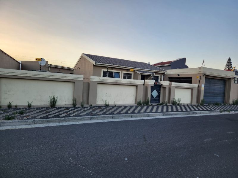 Exciting Investment Opportunity in Mandalay, Cape Town - Photo 4