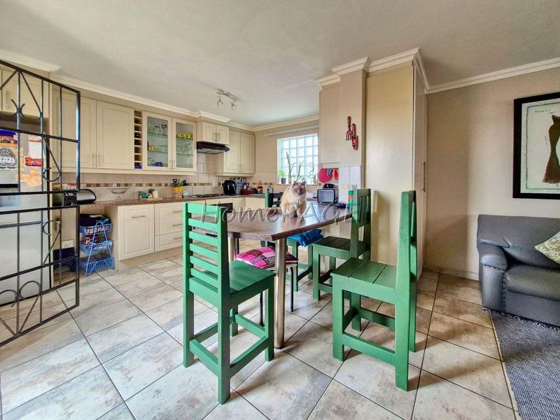 Fairway Estates, Walvis Bay:  Unit in Fairway Complex is for Sale - Photo 10