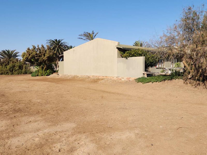 Vacant erf to build your holiday or retirement house. - Photo 4