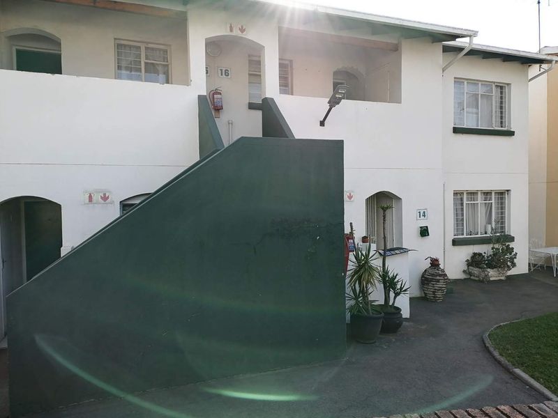 2 Bedroom Apartment in Oakwood Mews Germiston - Photo 10