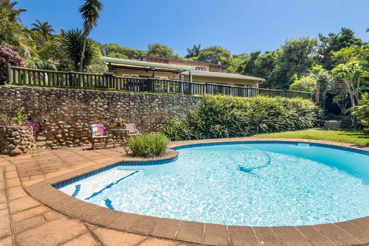 Hendra Estates - Stunning, Large Family Home For Rent In Prime La Lucia - Photo 2