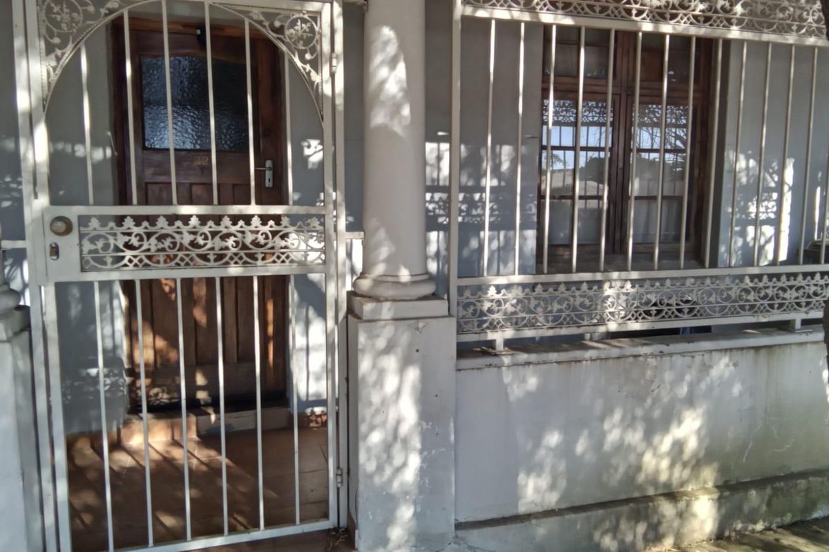 Exceptional Value in Newlands – Family Home with Flatlet, Pool & Dual Entrances! - Photo 4