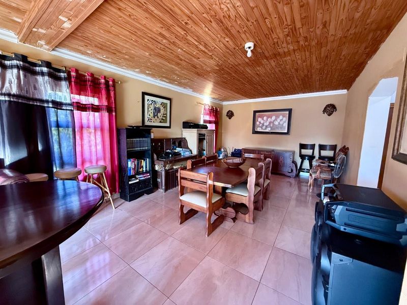 6 Bedroom House for sale in Vryheid - Photo 8