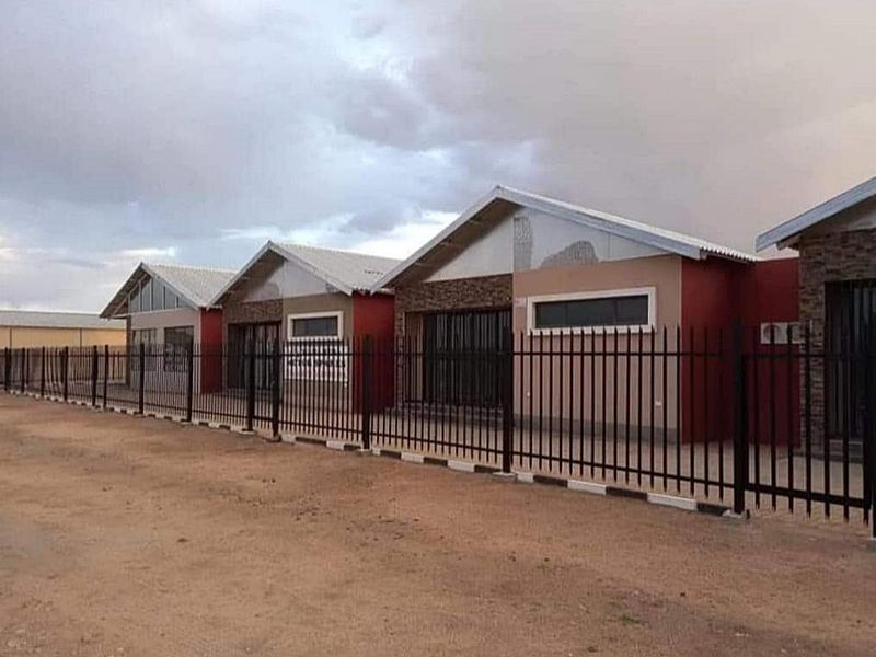 Industrial/Commercial property for sale in Okahandja - Photo 5