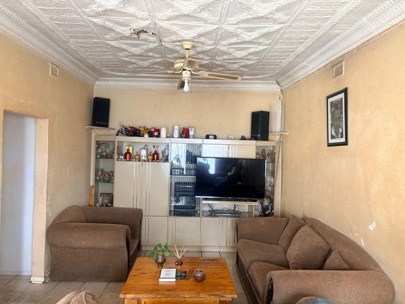 FIX-ME-UP home - Photo 6