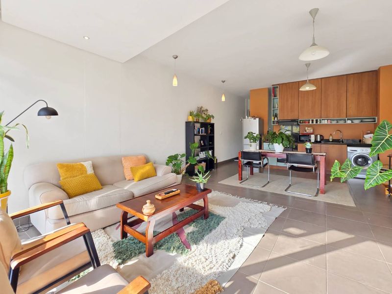 Cape Town City Pad | Fully Furnished | Mountain Views - Photo 10