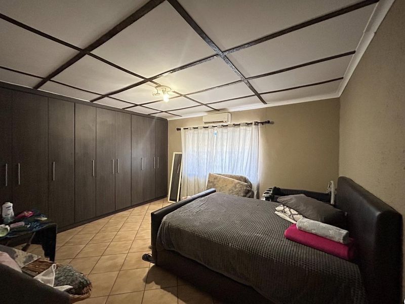 Cimbebasia 3 Bedroom house For Rent - Photo 8