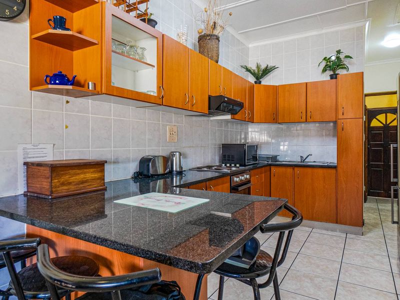 On the beach - Photo 9