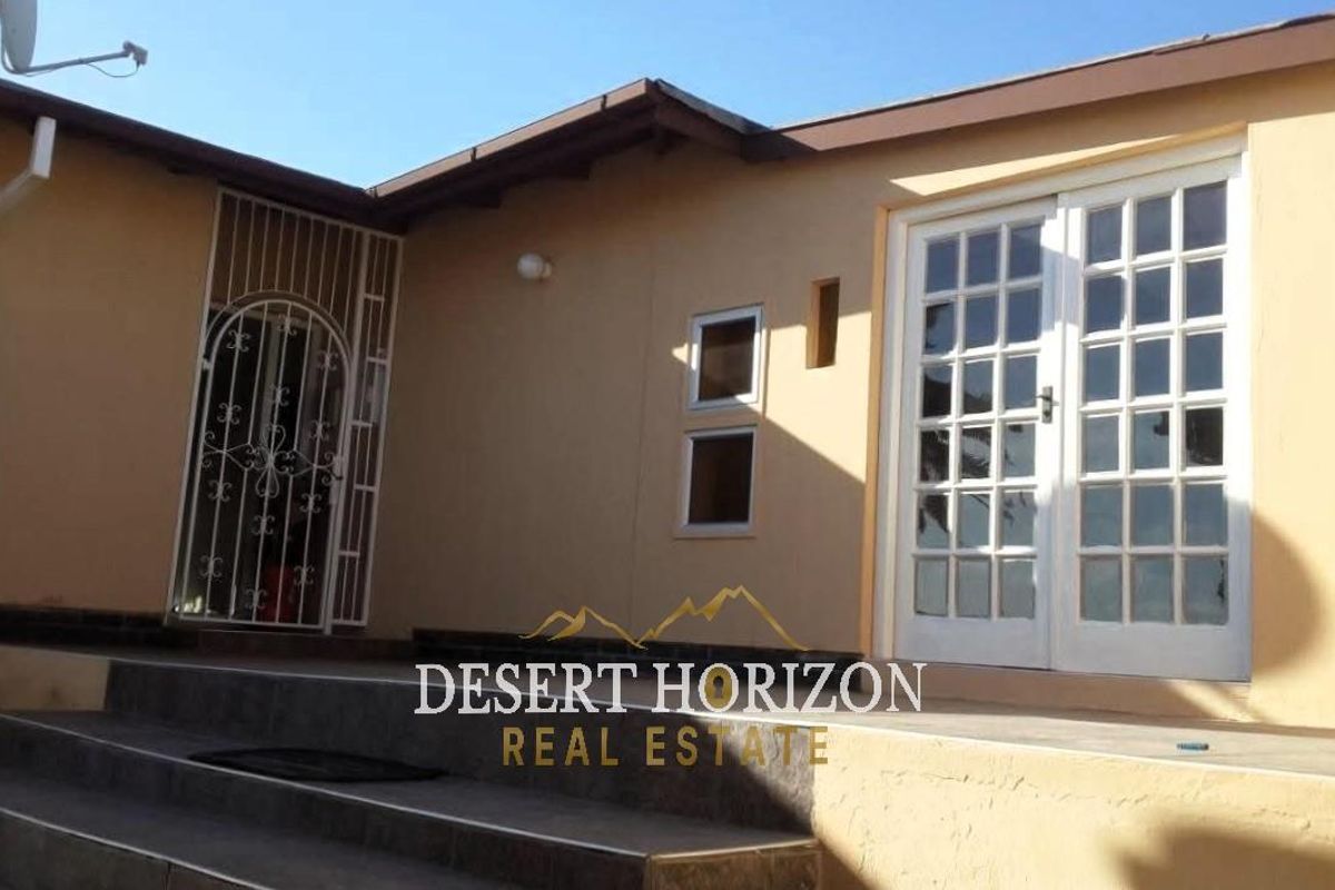 Swakopmund,Vineta | 4 Bedroom House For Sale with a Spacious Yard - Photo 2
