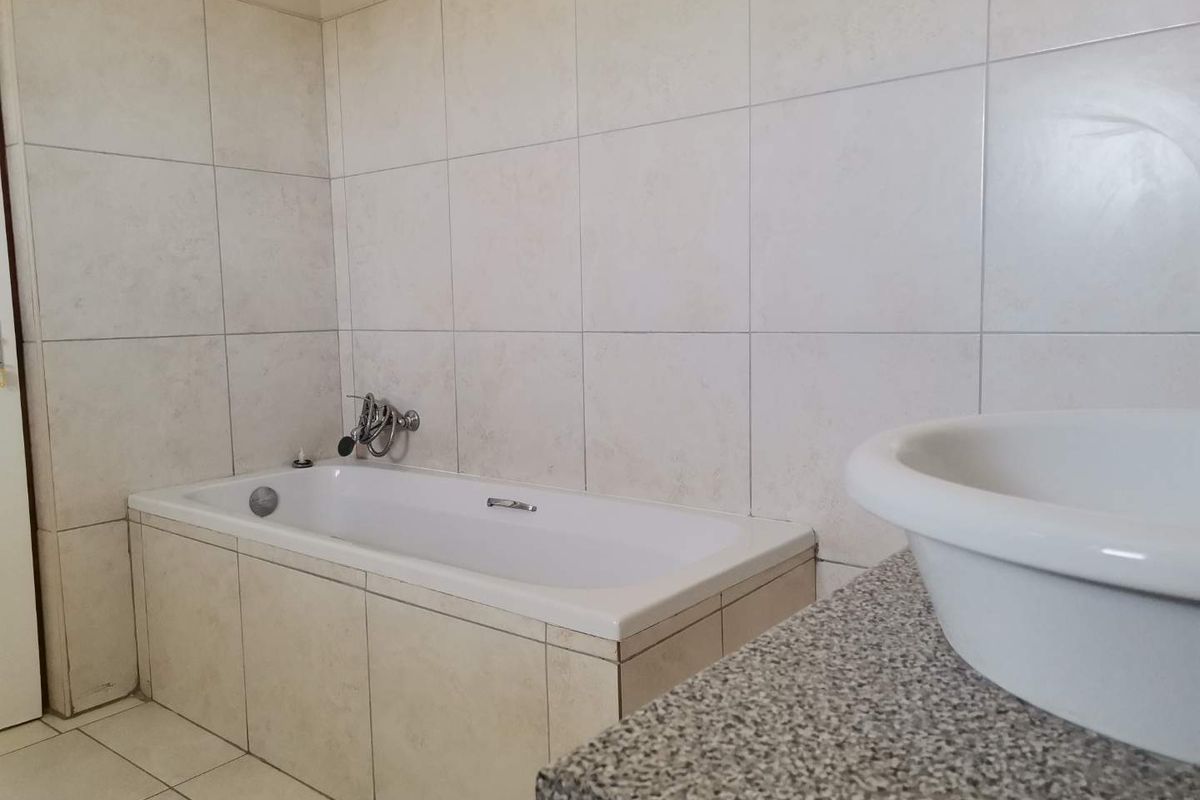 OKAHANDJA - TURA HEIGHTS 1 - Photo 5