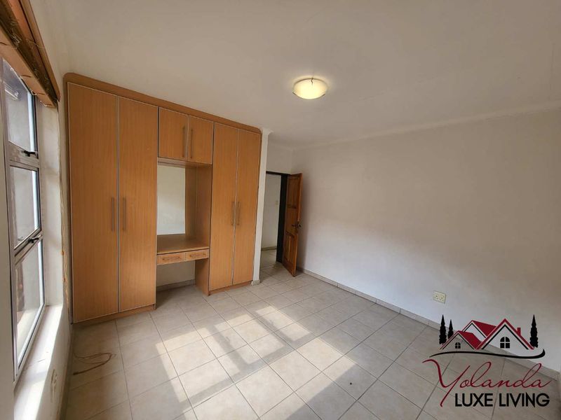 🏡✨ LUXURY FAMILY ESTATE WITH INCOME-GENERATING POTENTIAL IN OLYMPIA, WINDHOEK ✨🏡 - Photo 8