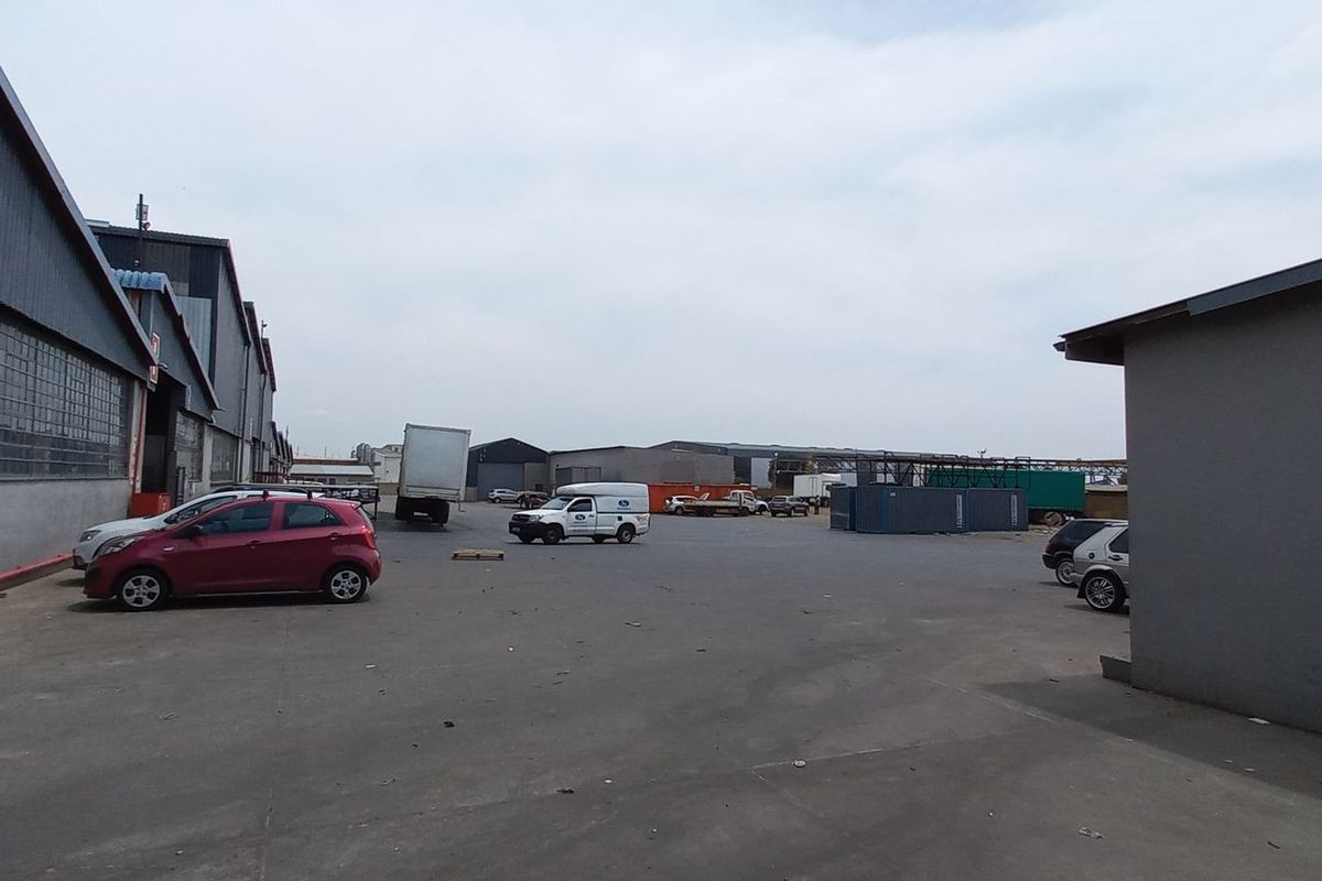 365m2 Isando Warehouse To Let - Photo 3