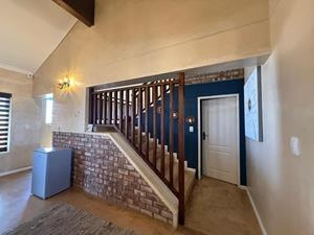 stairs to bedrooms