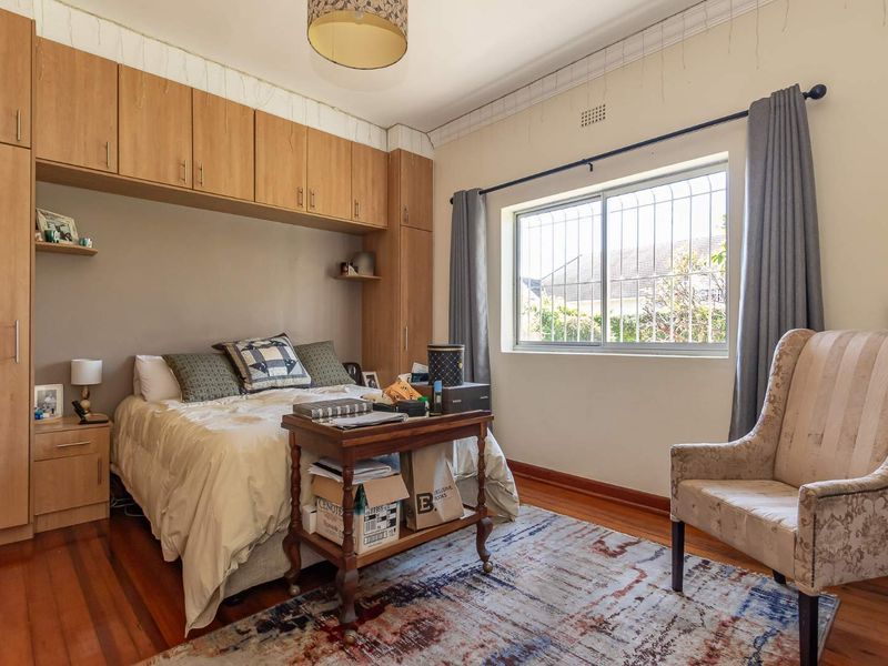 Spacious 2-Bedroom Apartment with Private Garden in Kenilworth - Photo 7