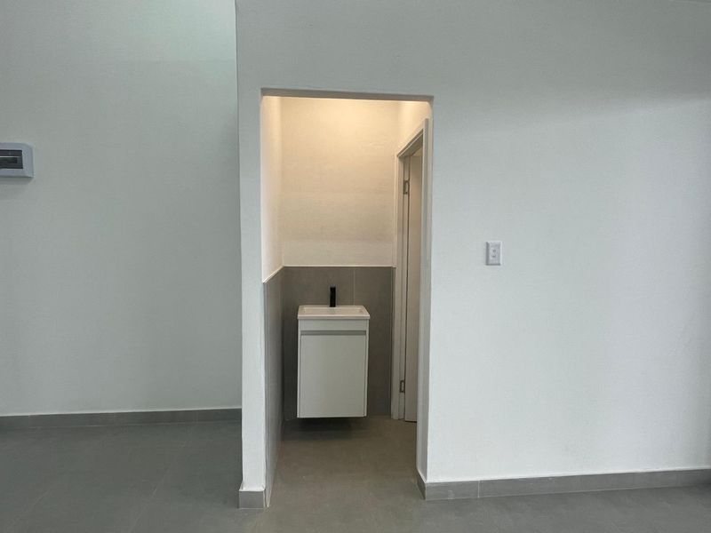 Modern Ground floor Office for Rental in Ballito - Photo 5
