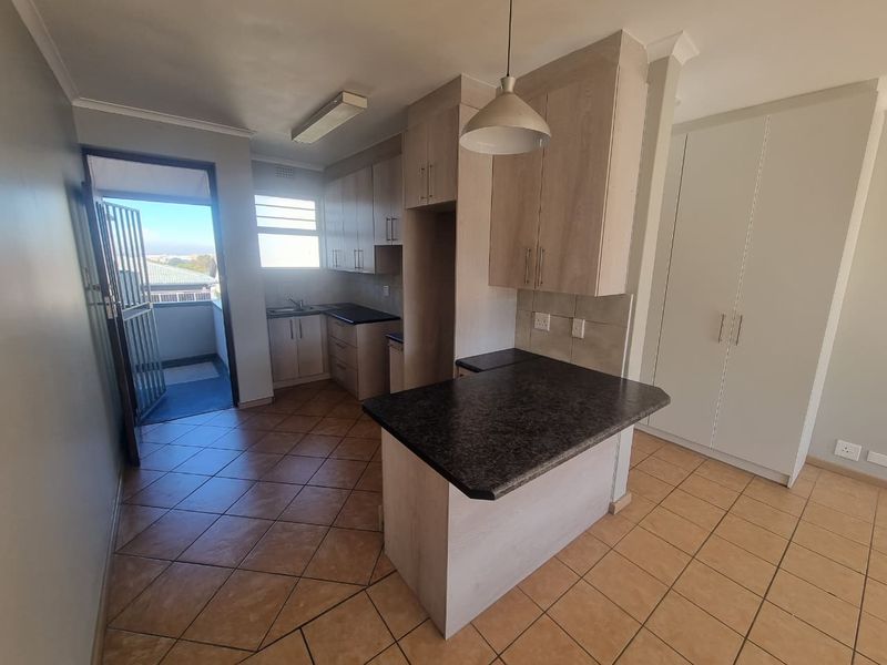 Bachelor Apartment for Rent in Boston, Belville - Photo 5